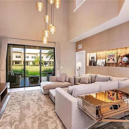 Magic Village 4 Bedroom! Welcome Home! ออร์ลันโด ภายนอก รูปภาพ
