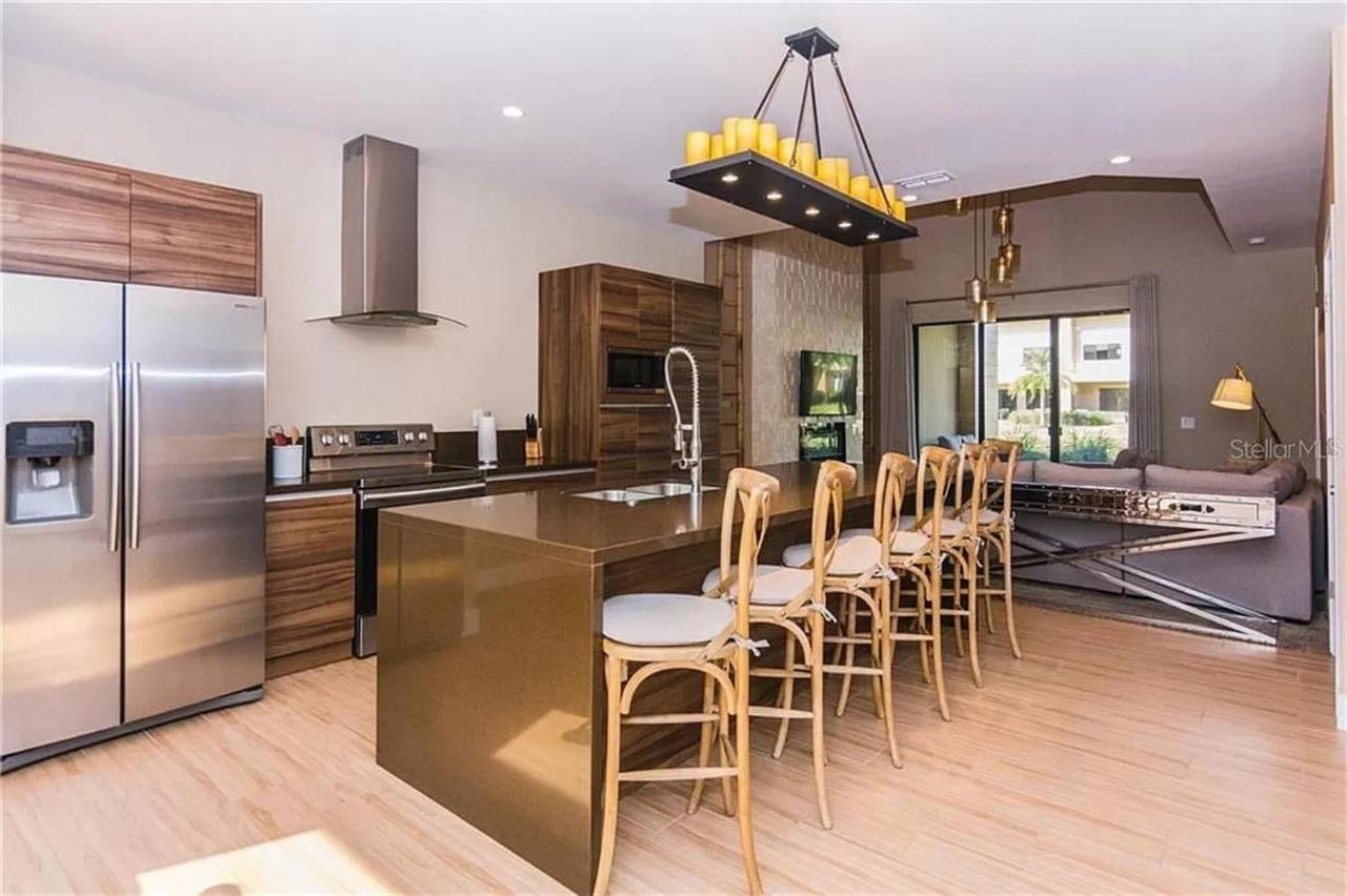 Magic Village 4 Bedroom! Welcome Home! ออร์ลันโด ภายนอก รูปภาพ